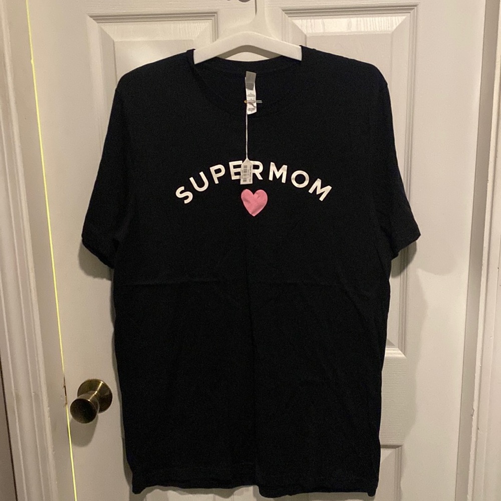 NWT Super Mom Shirt